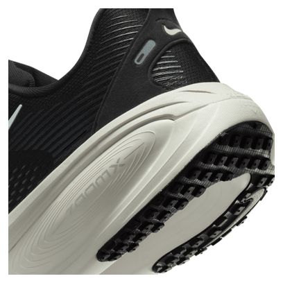Scarpe da corsa Nike Vomero 18 Large Nero/Bianco Uomo