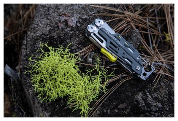 Pince Multifonctions SIGNAL™ 19 Outils en 1 avec étui nylon - LEATHERMAN