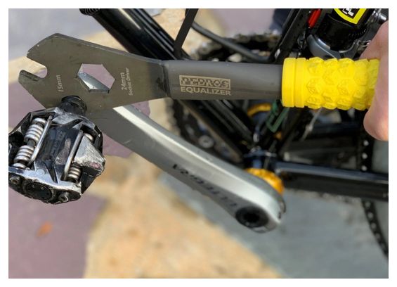 Llave de pedales Equalizer II de Pedros - 15mm