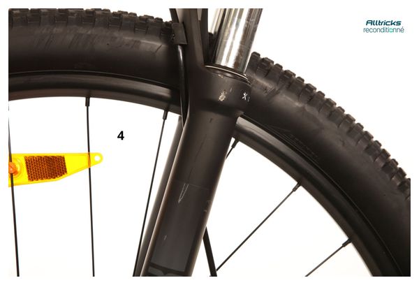 VTT Semi Rigide Trek Marlin 6 Shimano Cues 10V 29'' Rouge Bleu Gén. 3 | L 177/188 - Produit Reconditionné / Très bon État