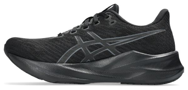 Asics Versablast 4 vue de profil