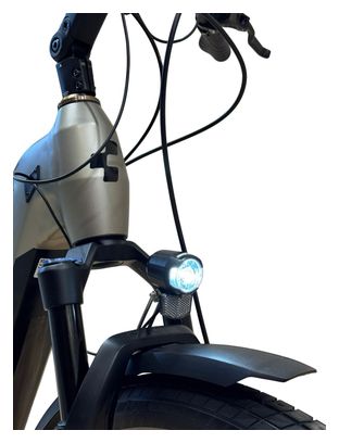 produit reconditionné . Cube Kathmandu Hybrid Pro 750 Shimano Deore 2024 . Vélo électrique . Cube . très bon état