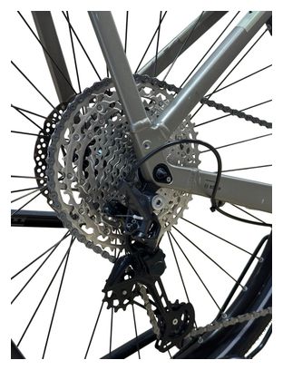 produit reconditionné . Cube Kathmandu Hybrid Pro 750 Shimano Deore 2024 . Vélo électrique . Cube . très bon état