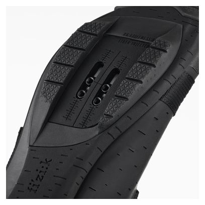 Par de zapatillas de MTB Fizik Terra Powerstrap X4 negro