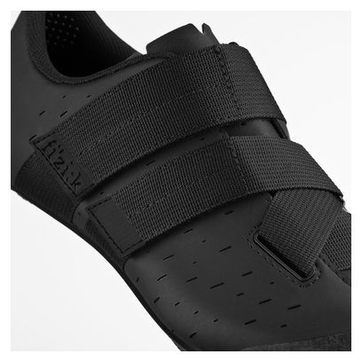 Par de zapatillas de MTB Fizik Terra Powerstrap X4 negro