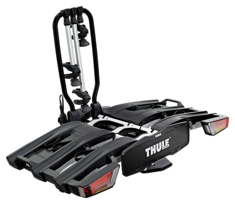 Portabici Thule EasyFold XT 3 bici montato su gancio di traino 13 pin