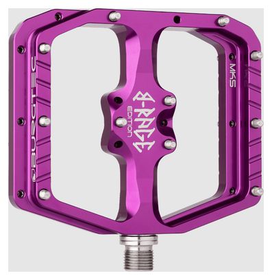 Ein Paar Burgtec Penthouse Flat MK5 B-Rage Edition-Pedale – Purple Rain – Violett