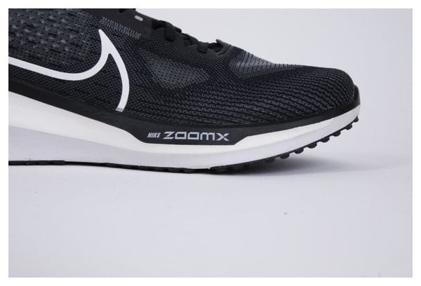 Chaussures Running Nike Vomero 17 Noir/Blanc Homme - Produit Reconditionné 