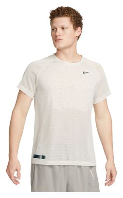 Maillot manches courtes Nike Dri-Fit ADV Run Division TechKnit Blanc