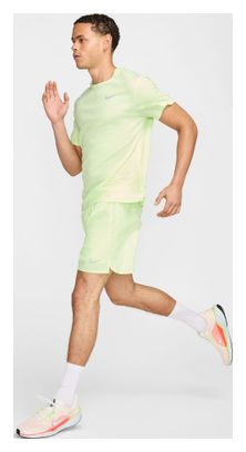 Heren Nike Dri-Fit UV Miler Short-sleeve Jersey Geel