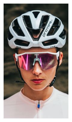 Koo Alibi Photochromic Sunglasses White Matt/Fuchsia
