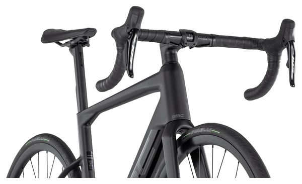 BMC Roadmachine 01 AMP Three Bicicletta da strada elettrica Shimano 105 Di2 12S 360 Wh 700 mm Carbon Grey Black 2024