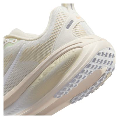 Nike Vomero 18 hardloopschoenen Wit/Roze/Zilver Dames