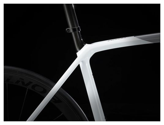 Trek Emonda SL 7 Shimano Ultegra Di2 12V 700 mm Wit / Quicksilver 2023 Racefiets