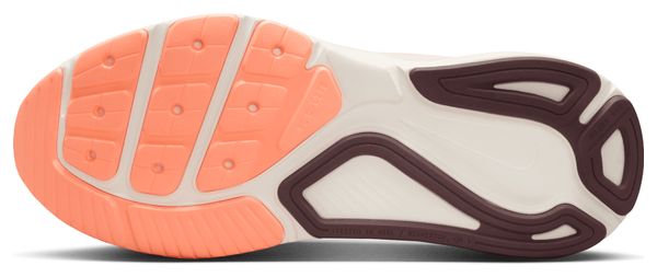 Nike Structure 26 Women's Running Shoes in Beige/Pink