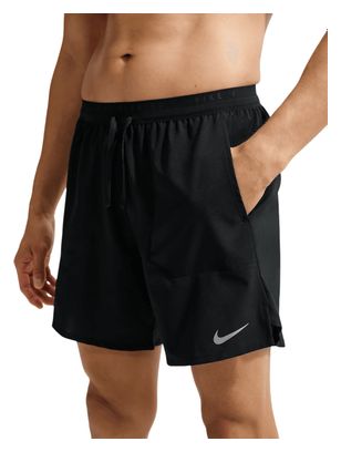 Nike Stride 7in korte broek voor heren, zwart