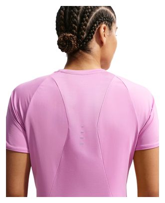 Maglia a maniche corte Nike Swift rosa da donna