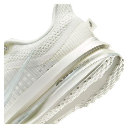 Nike Pegasus Premium Women's Running Shoes in White/Silver