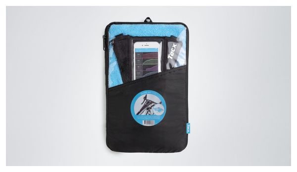 Anti-perspiration fabric TACX with smartphone pocket