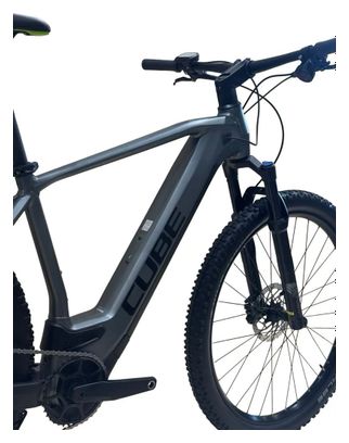 produit reconditionné . Cube Reaction Hybrid Pro 625 Shimano Deore 2022 . VTT électrique . Cube . très bon état