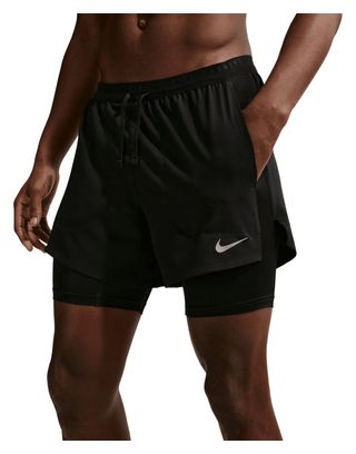 Nike Stride 5in 2-in-1 korte broek voor heren, zwart
