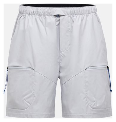 Peak Performance Outdoor Cargo Shorts for Men in Gray
