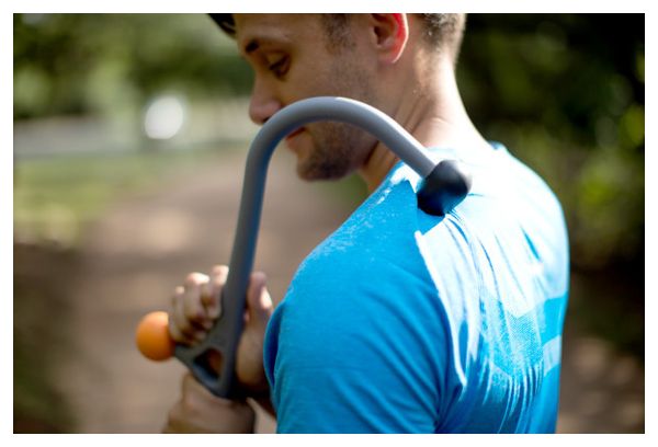 Bâton de massage AcuCurve pour soulagement musculaire ciblé