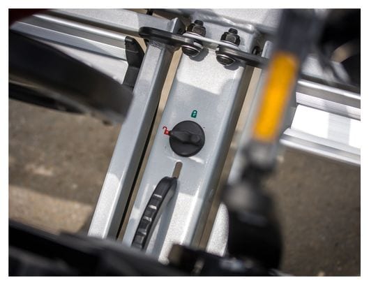 Portabici Eufab PremiumTowbar 13 Pin - 2 Bici (Compatibile con E-Bikes) Nero Argento