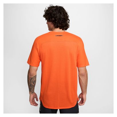 Maglia a maniche corte Nike Dri-Fit ADV Solar Chase Orange Uomo
