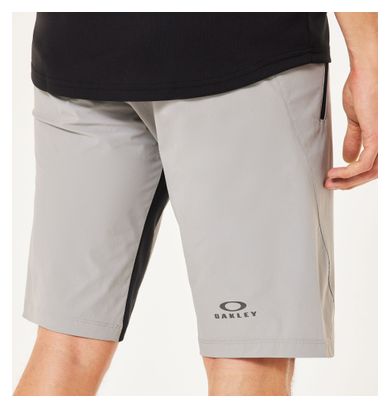 Short VTT Oakley Free Ride Gris