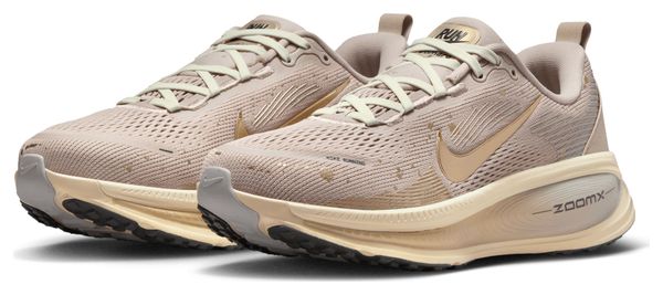 Zapatillas de running Nike Vomero 18 SE Beige/Oro Mujer