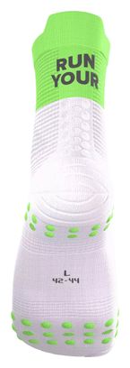 Compressport Pro Racing V4.0 Run High Your Race Socks, Green/White