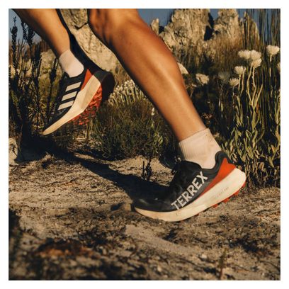 adidas Terrex Agravic Speed Trailschoenen voor dames Zwart Koraal
