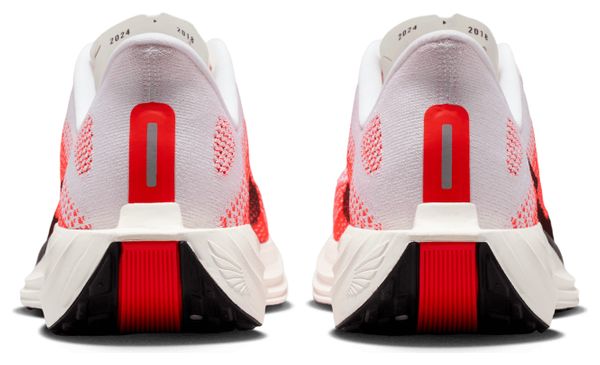 Nike Pegasus Plus hardloopschoenen wit/rood voor heren