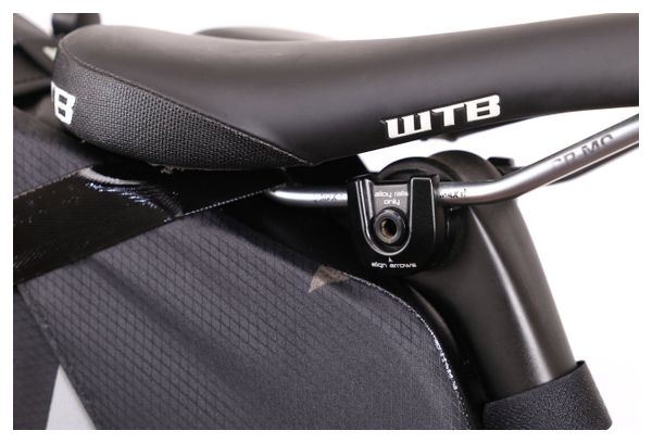 Bolsa de sillín Woho XTouring Dry M 8-12L Cyber-Camo Diamond Black