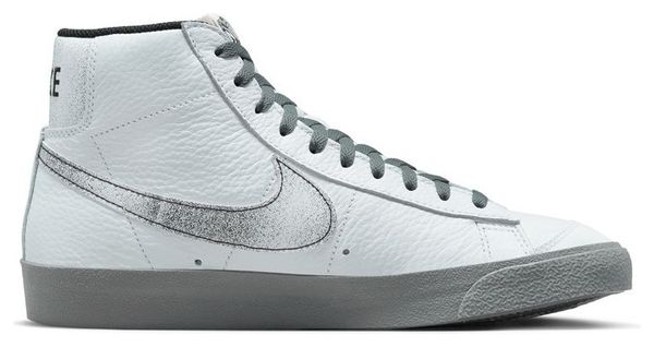 Chaussures Nike SB Blazer Mid '77 Blanc Gris