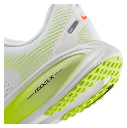 Zapatillas Nike Vomero 18 Blanco/Verde Niño