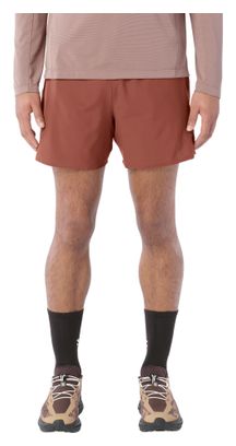 Pantalones cortos Salomon SHKout Core 5in marrones para hombre