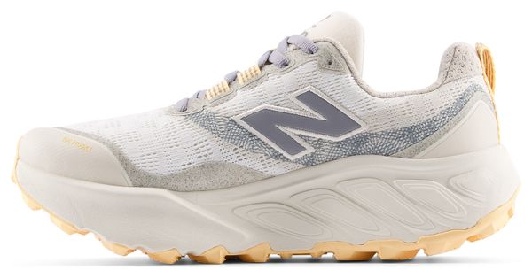 Zapatillas Trail New Balance Fresh Foam X Hierro v9 Beige/Naranja Mujer
