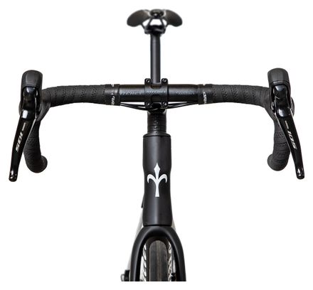 Vélo de Route Wilier Triestina Garda Disc Shimano 105 11V 700 mm Noir/Rouge 2023