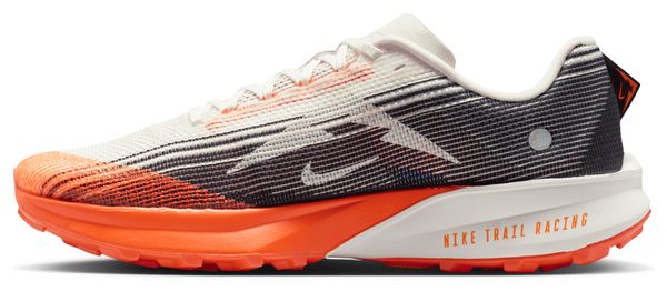 Scarpe da trail Nike Kiger 10 Bianco/Arancione Uomo