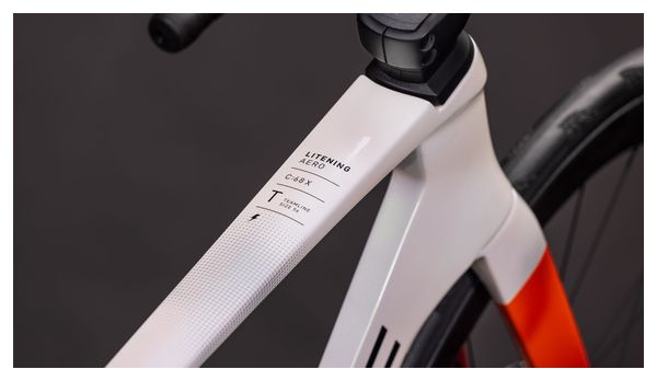Cube Litening Aero C:68X Bici da corsa Shimano Ultegra Di2 12S 700 mm Teamline Bianco Perla 2026
