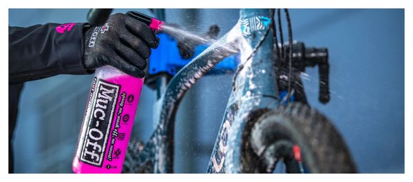 Muc-Off Family Cleaning Kit