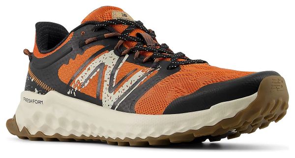 Chaussures Trail New Balance Fresh Foam Garoé Noir/Orange/Beige Homme