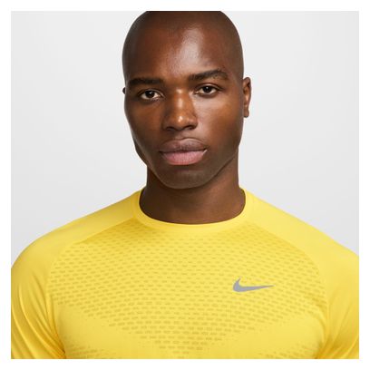Maglia a maniche corte Nike Dri-Fit ADV Stride Yellow Uomo