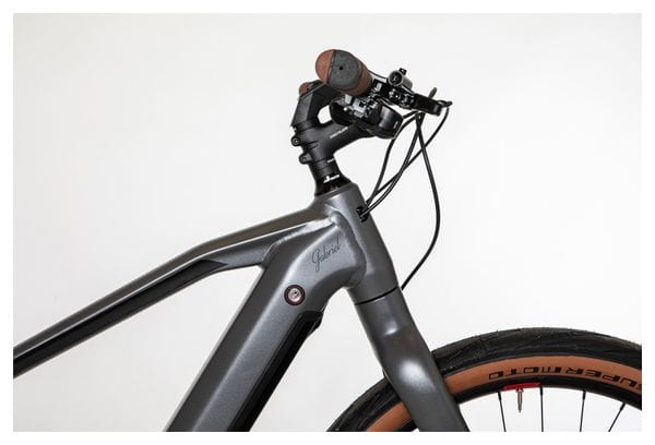 Bicicleta eléctrica de fitness Bicyklet Gabriel Shimano Altus 9S 500 Wh 27.5'' Gris titanio