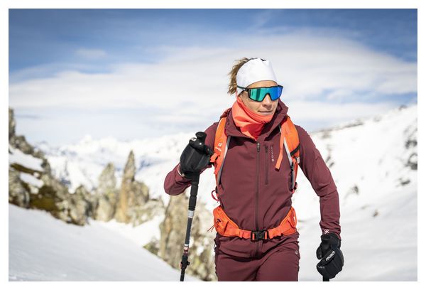 AYAQ Raven Softshell Jacket Red