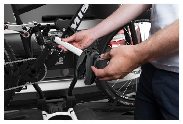 Thule EasyFold XT F fietsendrager met kogelbevestiging Fix4Bike 13-pins aansluiting - 2 fietsen (E-bikes compatibel) Zwart Zilver