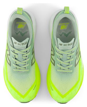 Chaussures Trail New Balance FuelCell SuperComp Trail v2 Vert/Jaune Femme