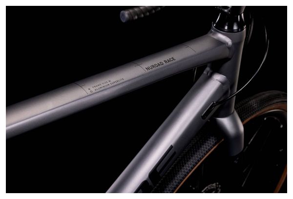 Cube Nuroad Race Gravelbike Shimano GRX 11F 700 mm Grau Schwarz 2022